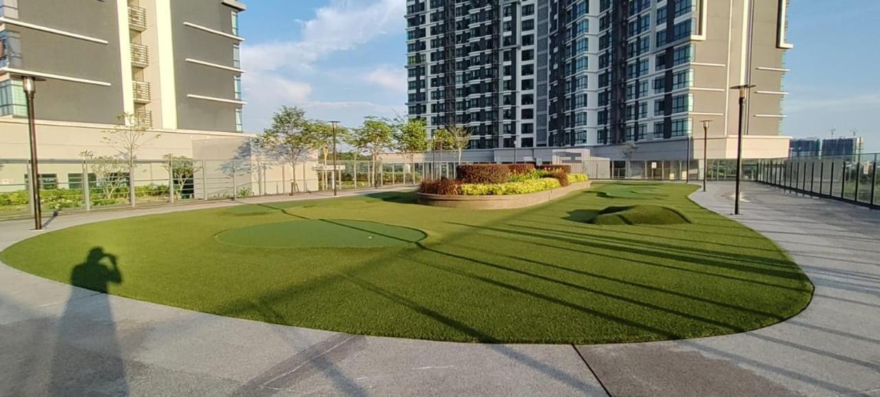 Santai Homestay Cyberjaya Esterno foto