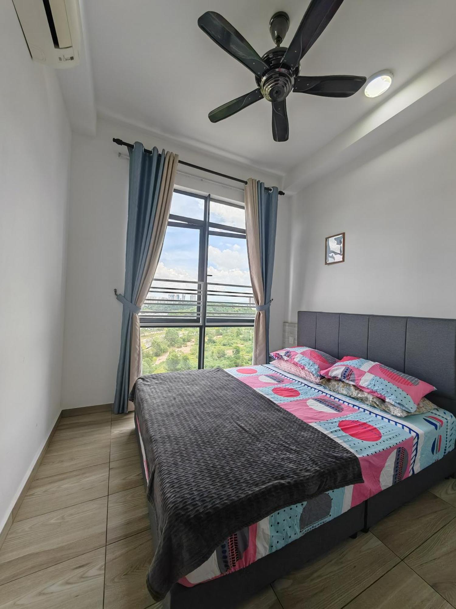 Santai Homestay Cyberjaya Esterno foto